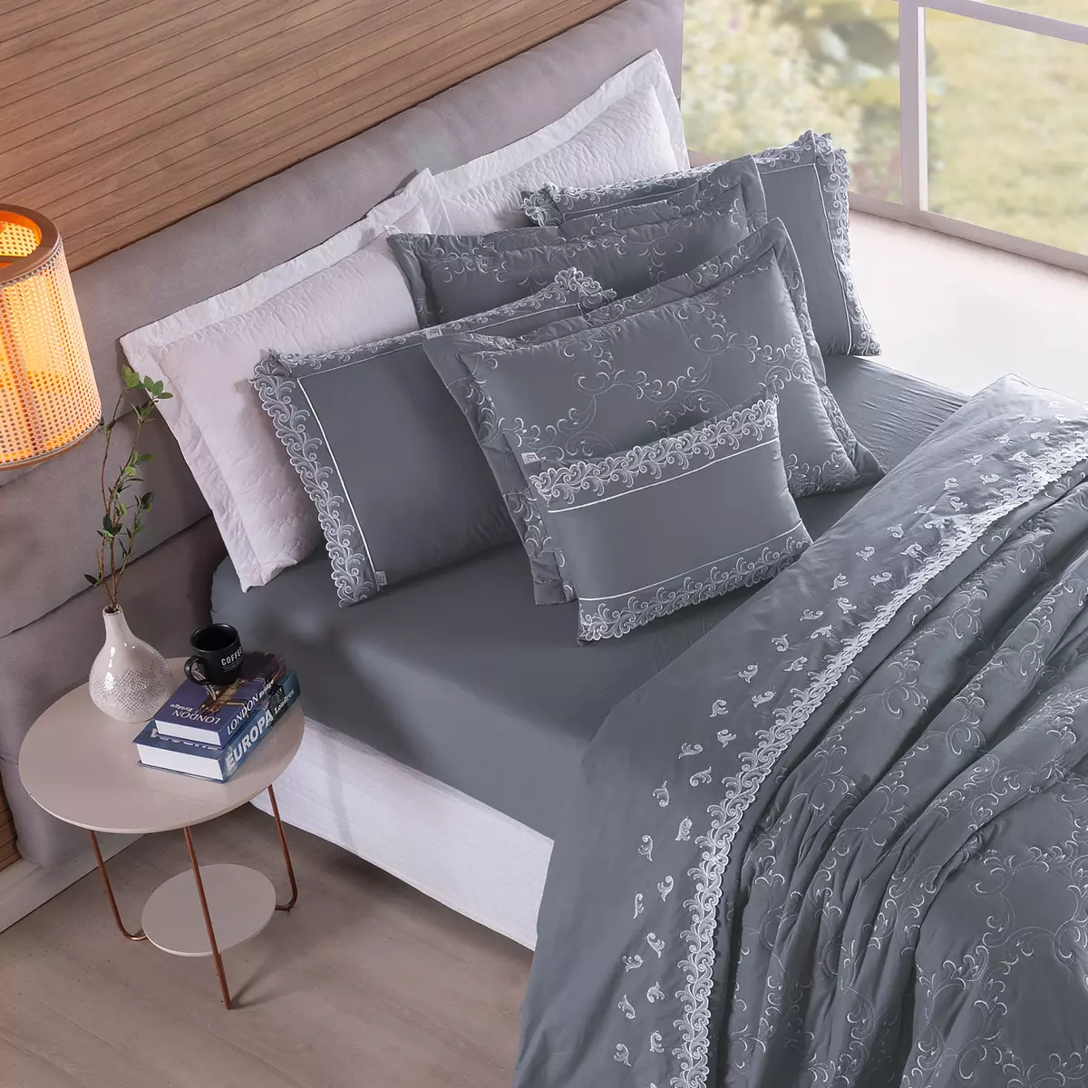 ALMOFADA SELECT BORDADA  - CAPA E REFIL - ABAS NOS QUATRO LADOS 44CM X 33 CM foto adicional 1