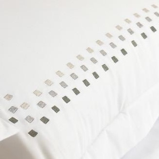 JOGO DE CAMA KING LUMI  4 PEÇAS - BORDADO foto adicional 5