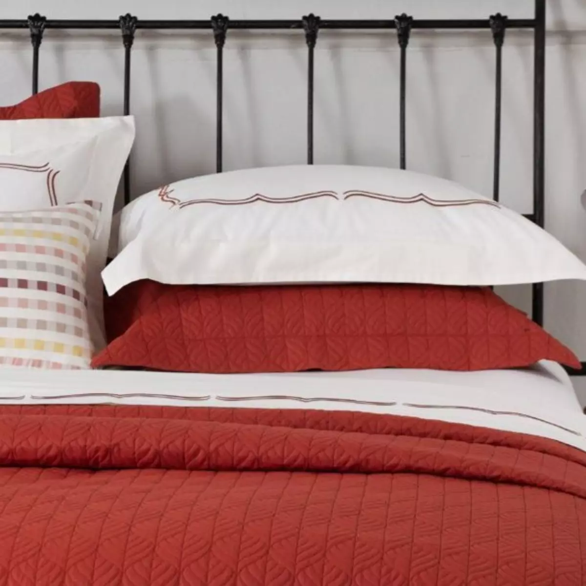 COBRE LEITO KING BRISA  3 PEÇAS - BORDADO foto adicional 4