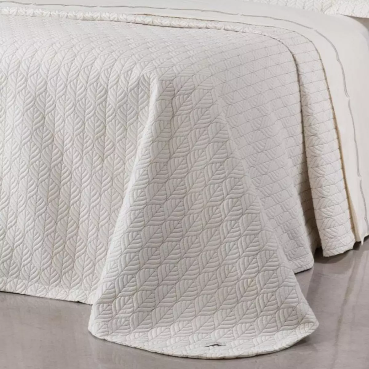 COBRE LEITO SUPER KING BRISA 3 PEÇAS - BORDADO foto adicional 2