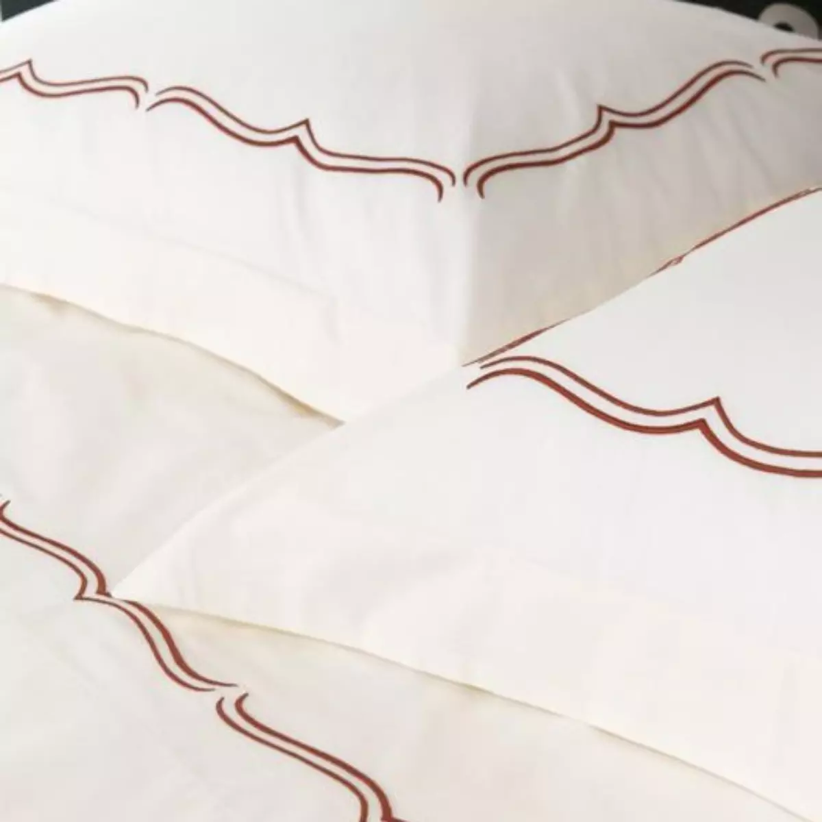 JOGO DE CAMA QUEEN BRISA  4 PEÇAS - BORDADO foto adicional 3