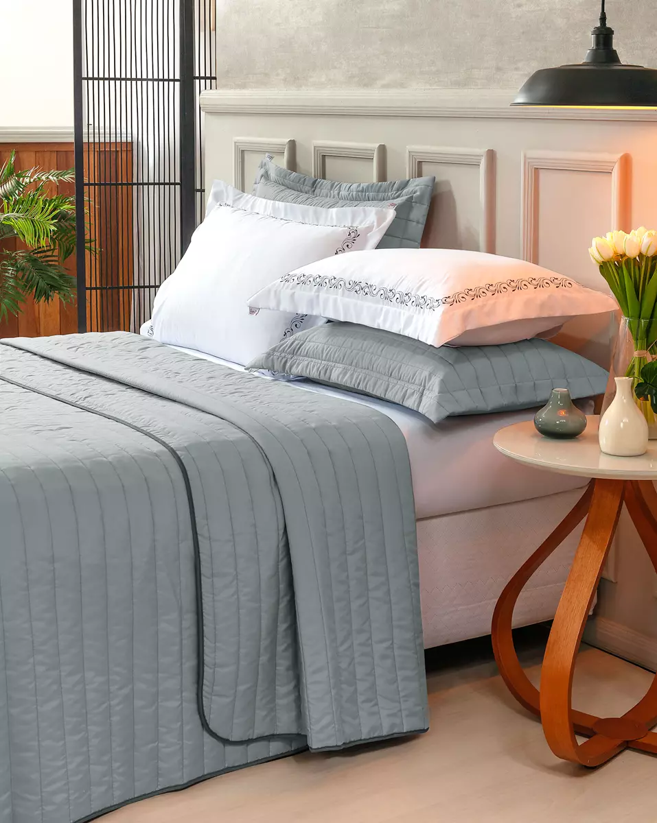 KIT ENXOVAL QUEEN VERSÁTILE DUO 06 PEÇAS - MATELASSADO E BORDADO - 4 CORES DISPONÍVEIS foto adicional 5