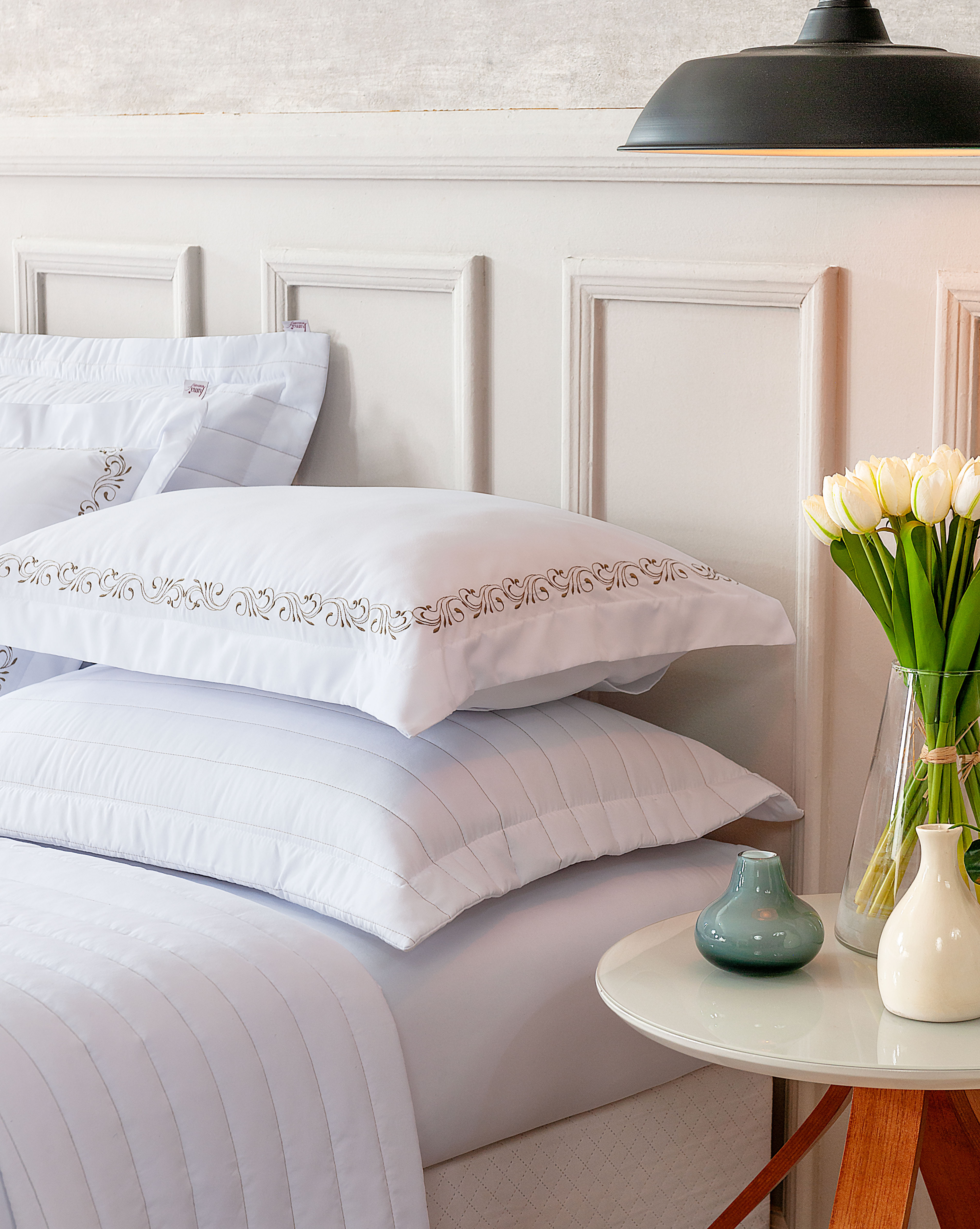 KIT ENXOVAL QUEEN VERSÁTILE DUO 06 PEÇAS - MATELASSADO E BORDADO - 4 CORES DISPONÍVEIS foto adicional 26