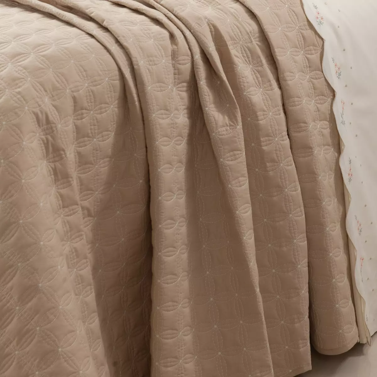 COBRE LEITO KING  VERENNA BORDADO 03 PEÇAS  - PERCAL 250 FIOS foto adicional 4