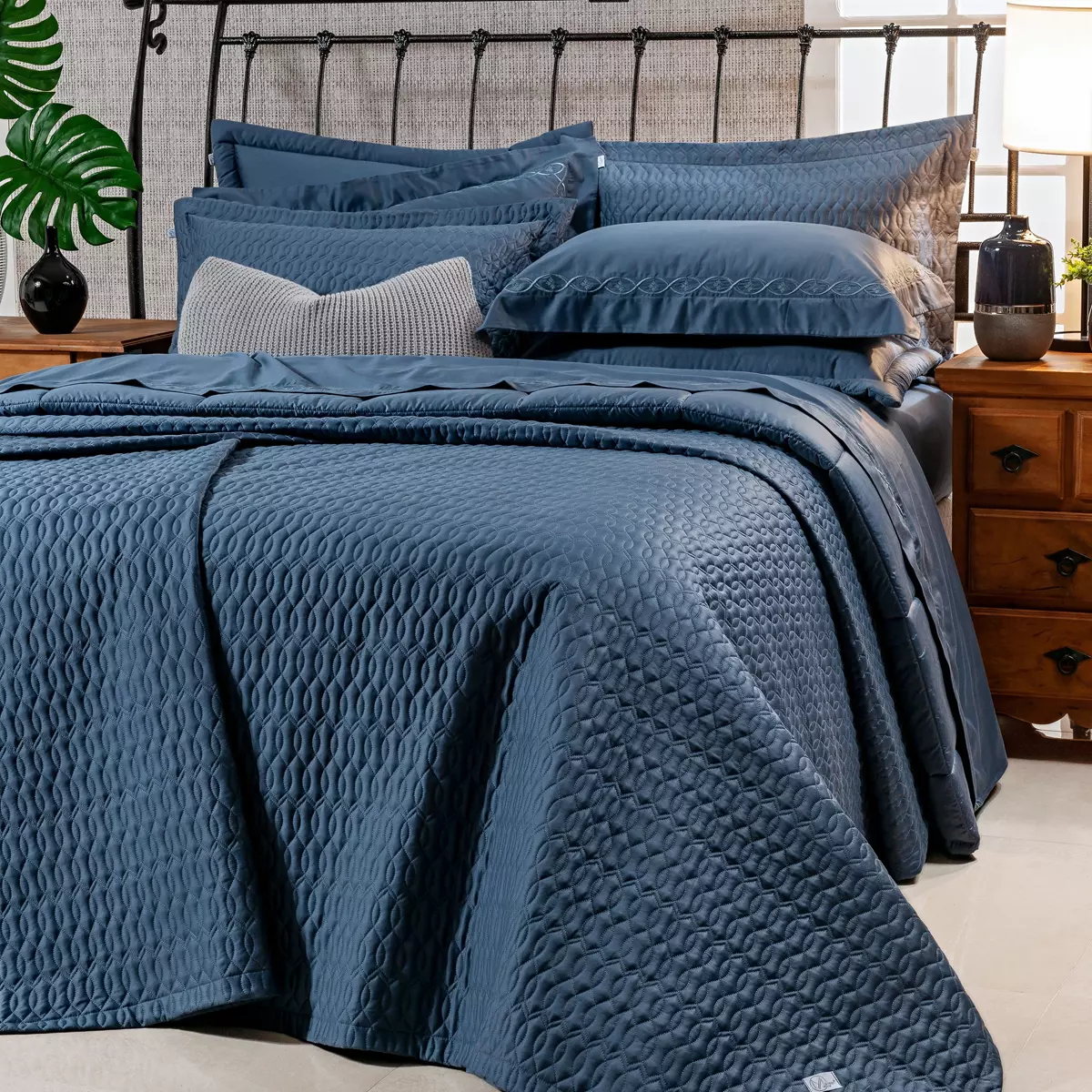 COBRE LEITO SUPER KING AYLA 3 PEÇAS - 400 FIOS EGIPCIOS foto adicional 4