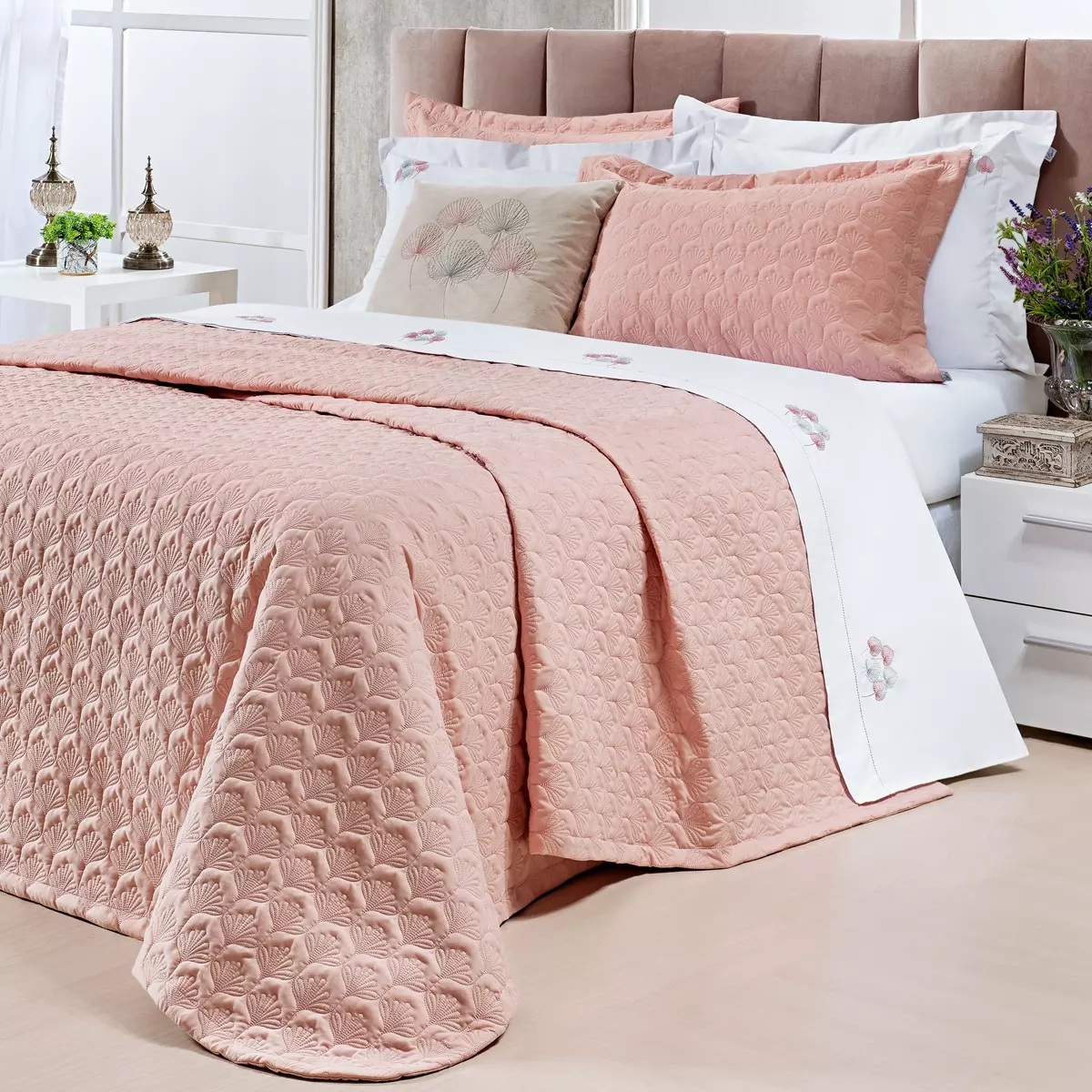 COBRE LEITO QUEEN SURI 200 FIOS MICRO PERCAL PELETIZADO - 3 PECAS foto adicional 3