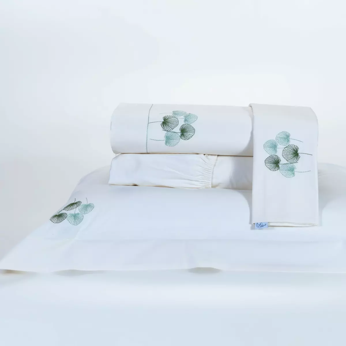 JOGO DE CAMA KING SURI  04 PEÇAS -  PERCAL 200 FIOS - BORDADO foto adicional 6