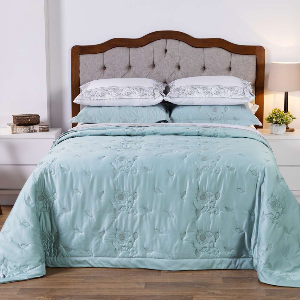 COBRE LEITO QUEEN REQUINTE BORDADO 3 PEÇAS - 400 FIOS - 100% ALGODÃO