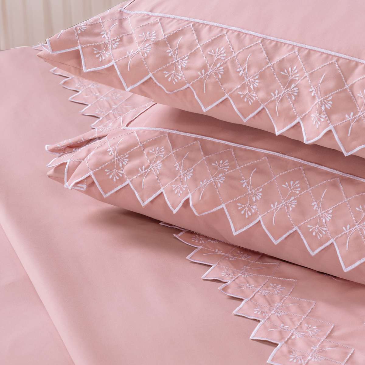 JOGO DE CAMA QUEEN BORDADO  FLORENCE 4 PEÇAS -  HIPERCAL 400 FIOS  