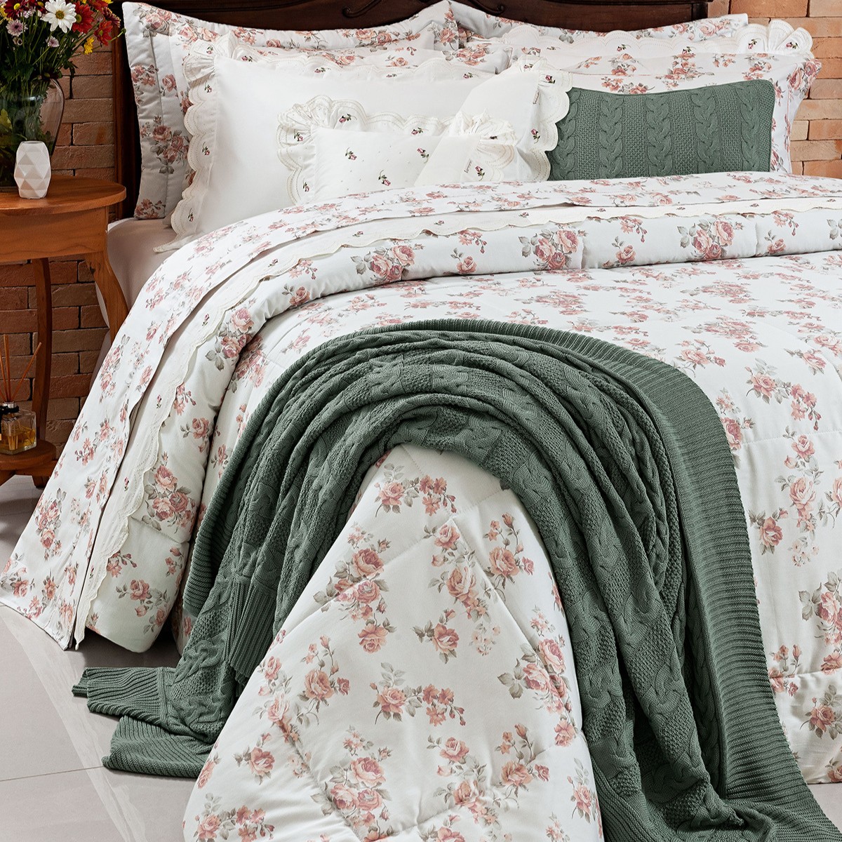 EDREDOM DUPLA FACE QUEEN POEME  3 PEÇAS - FLORAL